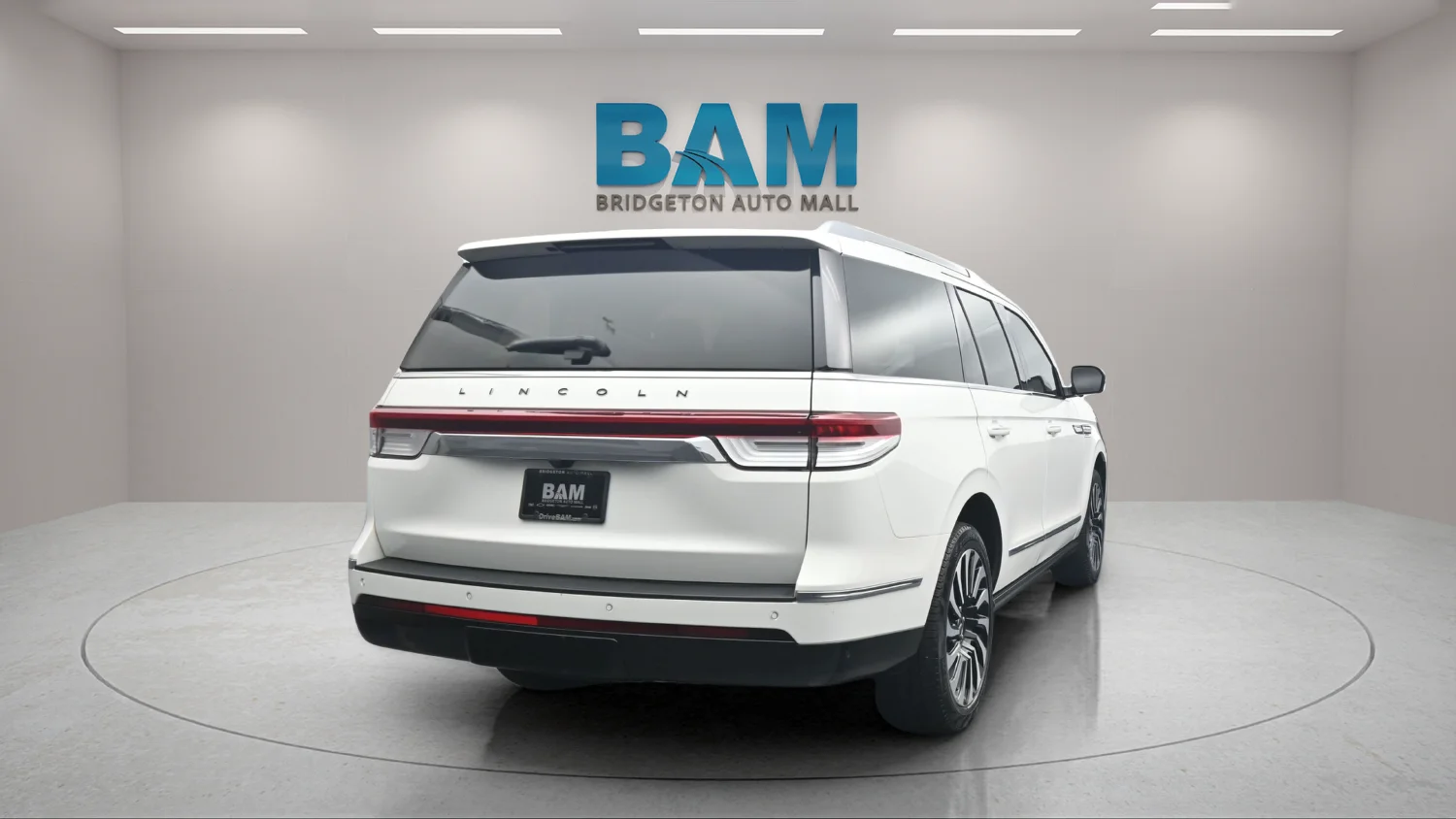 Used 2022 White Lincoln Black Label image 4