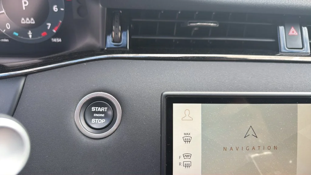 Used 2024 Silver Land Rover S image 21