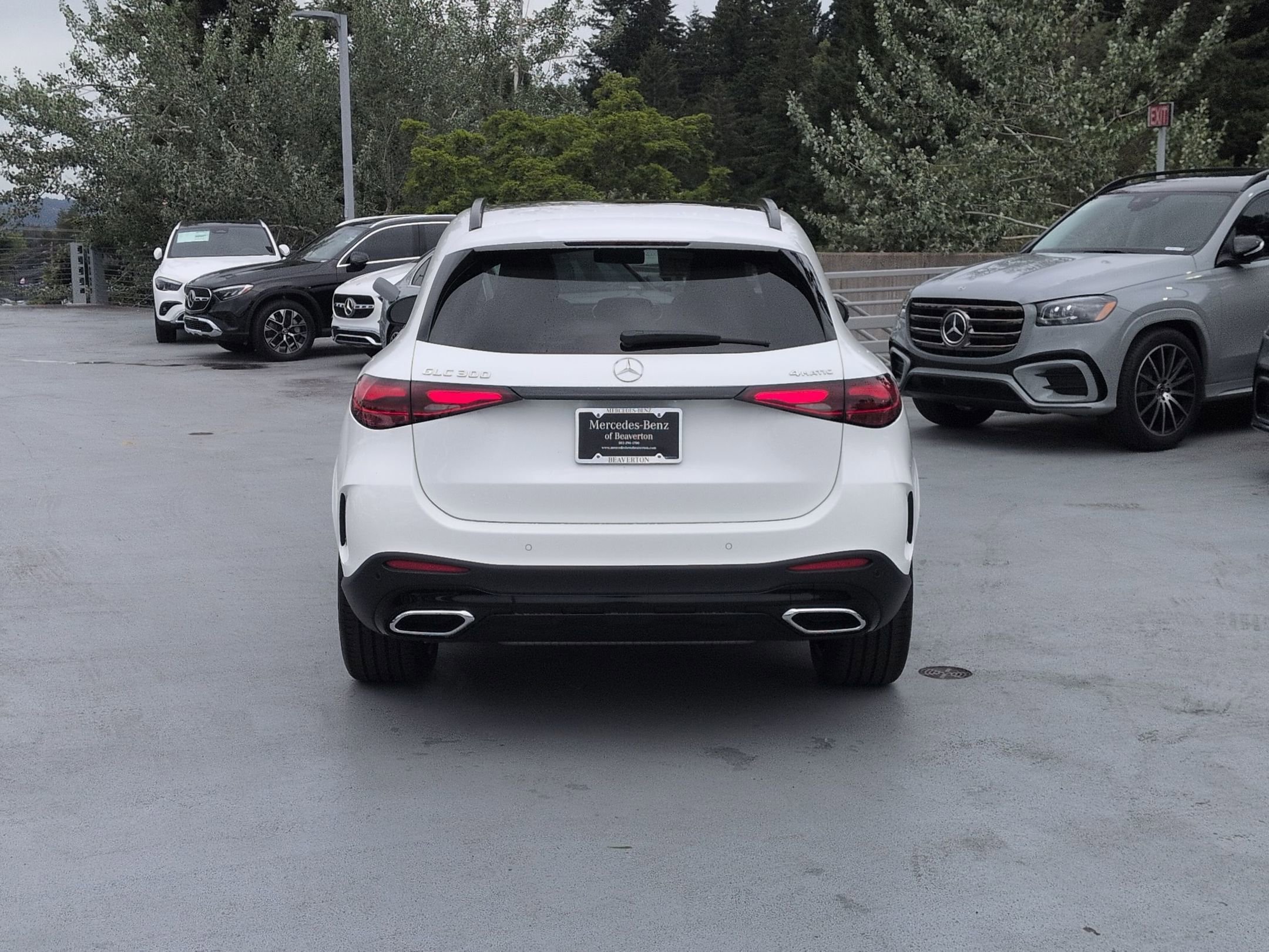 New 2026 Polar White Mercedes-Benz GLC 300 image 42