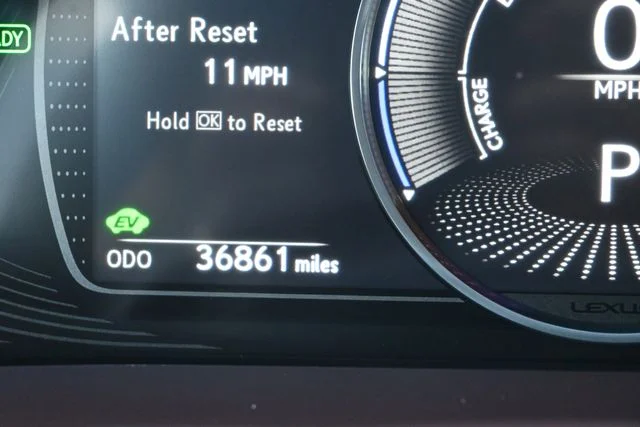 Certified Used 2020 NEBULA GRAY PEARL Lexus 300h image 26