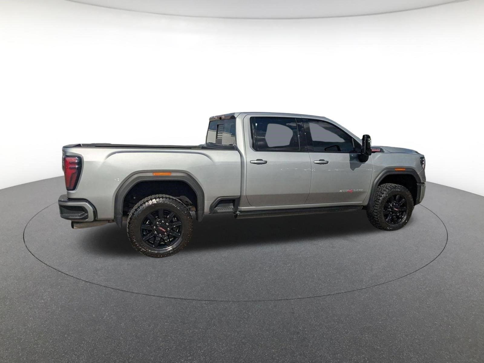 Used 2026 Sterling Metallic GMC AT4 image 3