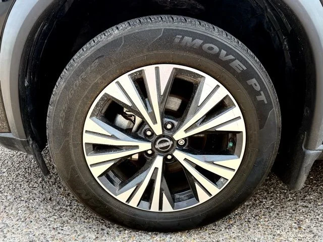 2022 Nissan Rogue SV - Photo 34