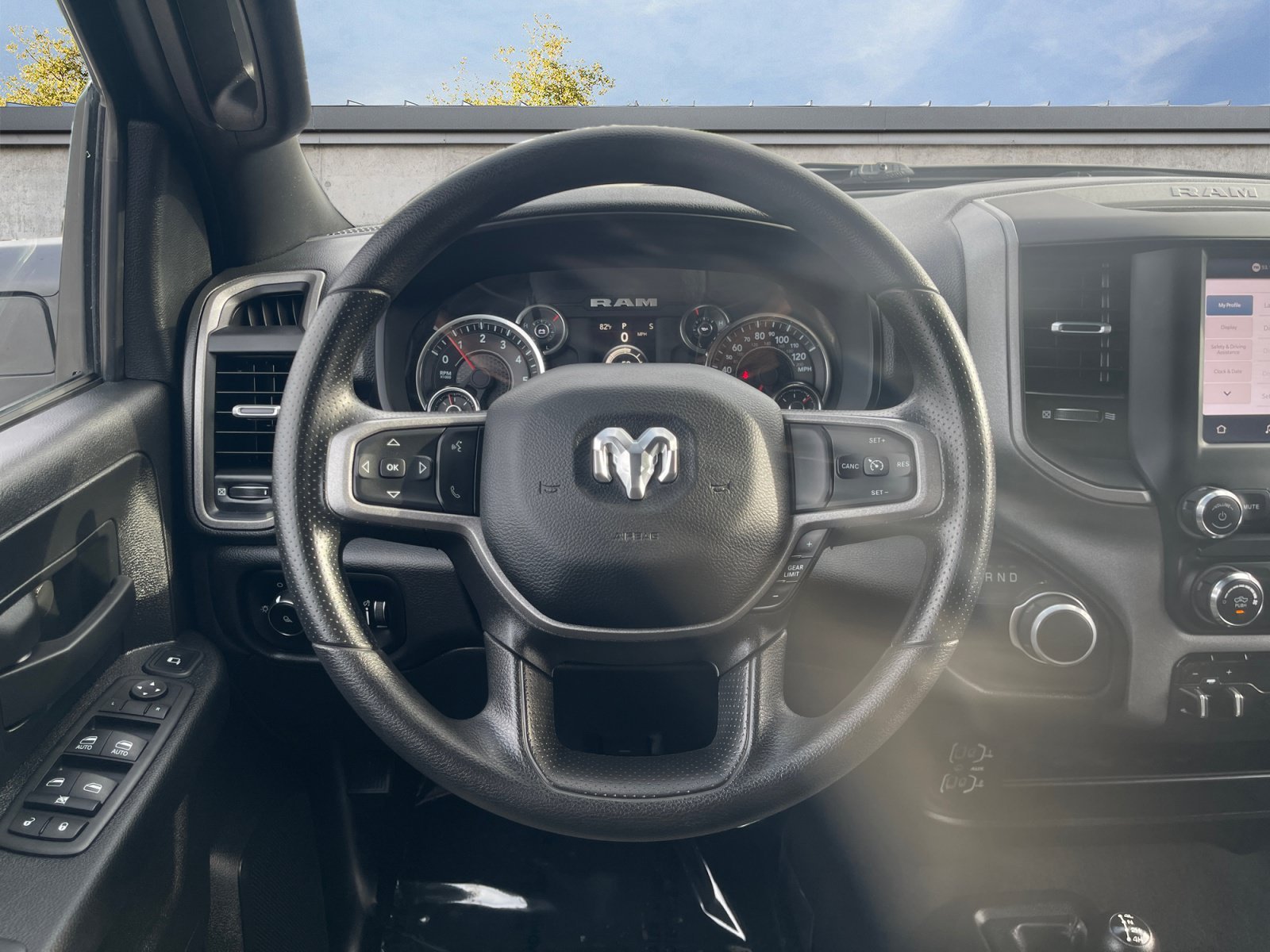 2024 RAM Ram 2500 Pickup Tradesman - Photo 12