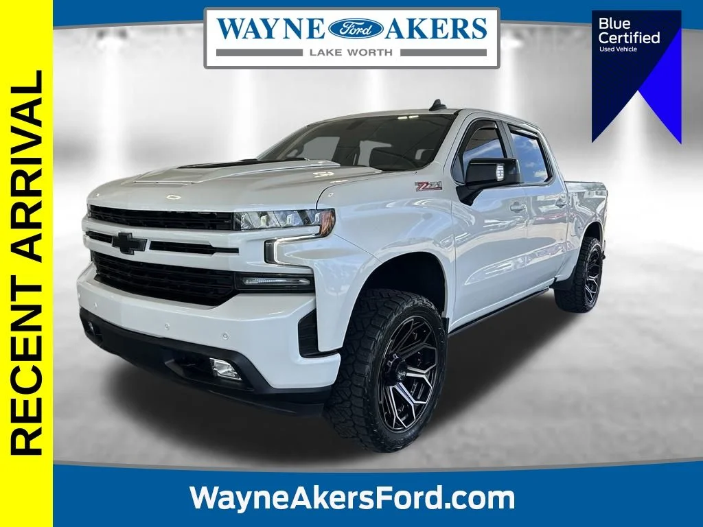 Used 2021 White Chevrolet RST image 1