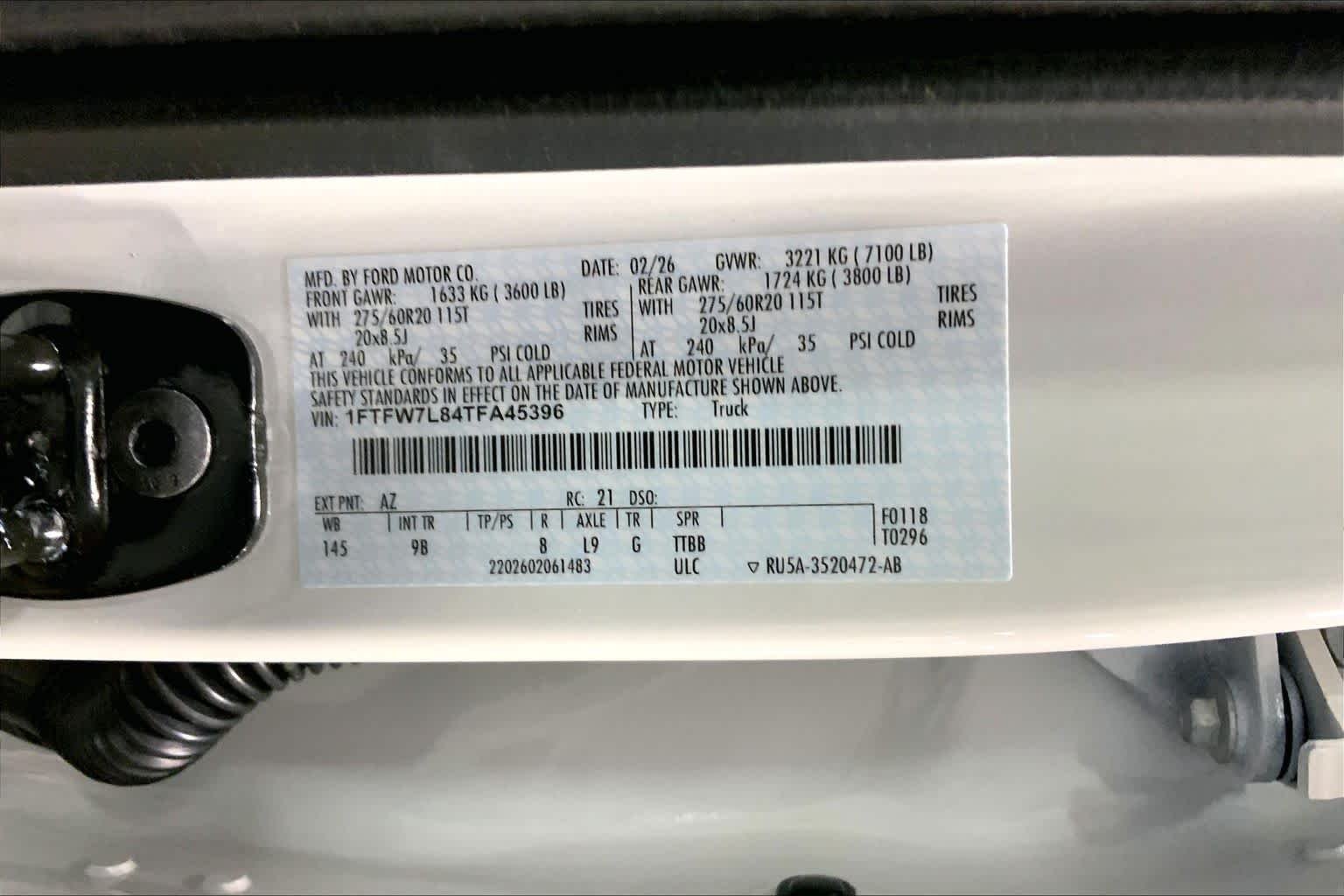 New 2026 Star White Metallic Tri-Coat Ford Platinum® image 16