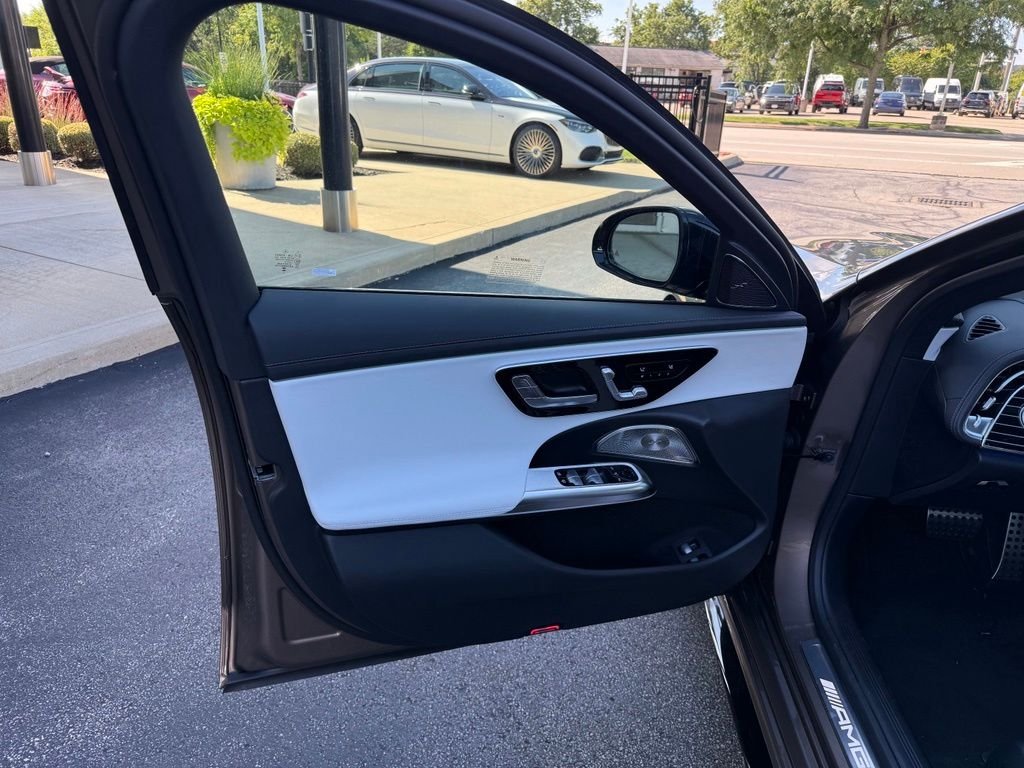 New 2027 Sonoran Brown Metallic Mercedes-Benz AMG® E 53 E 4MATIC+ Sedan image 11