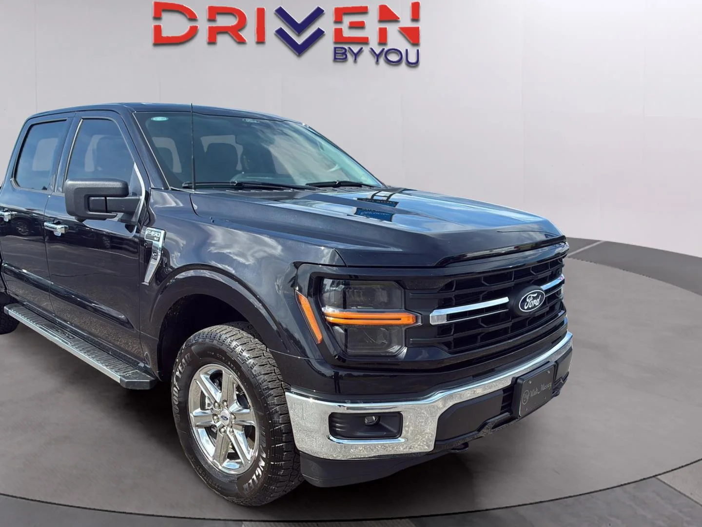 Used 2024 Agate Black Ford XLT image 7