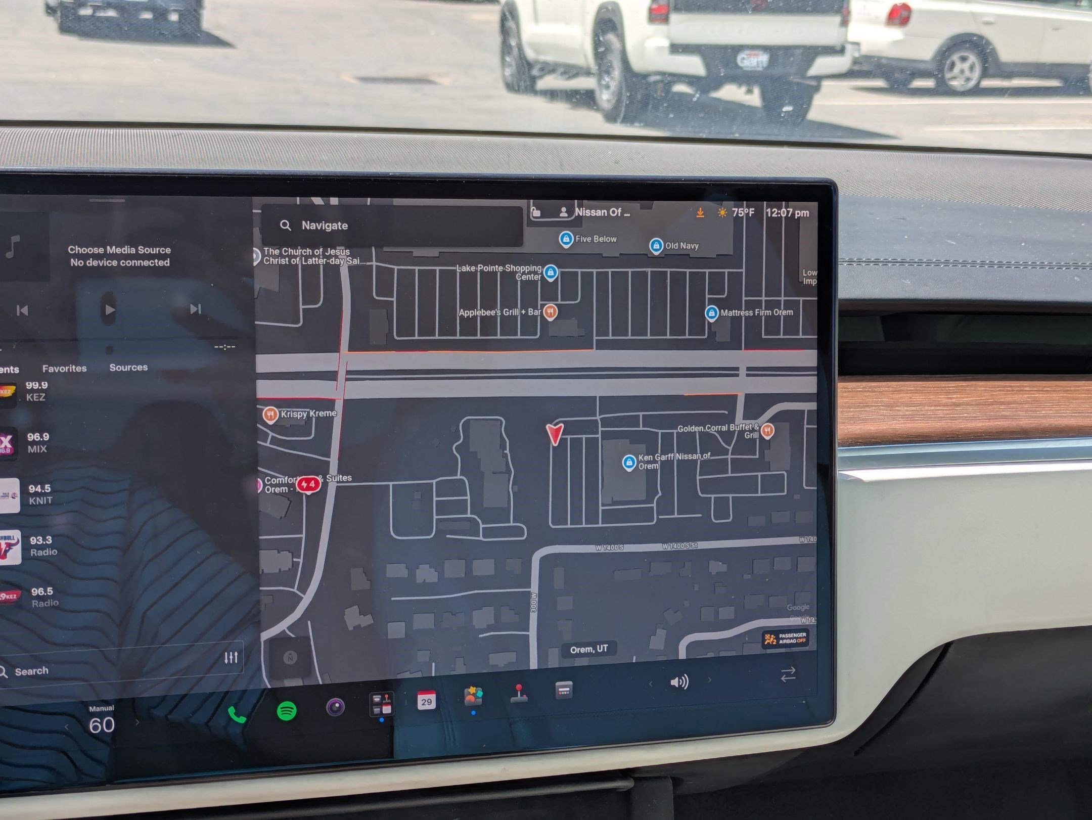 Used 2022 White Tesla AWD image 24