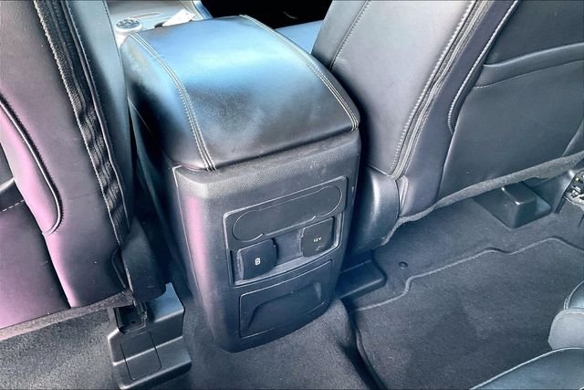 Used 2022 Gray Ford XLT image 25