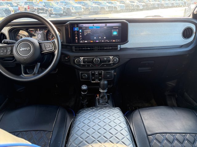 Used 2025 Blue Jeep Nighthawk image 21