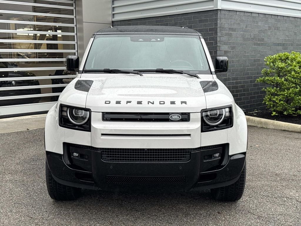New 2026 Borasco Grey Land Rover X-Dynamic SE image 2