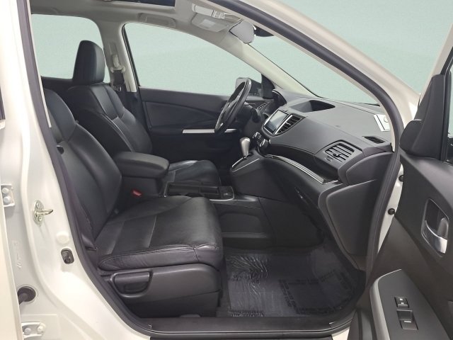 Certified Used 2016 White Diamond Pearl Honda Touring image 14