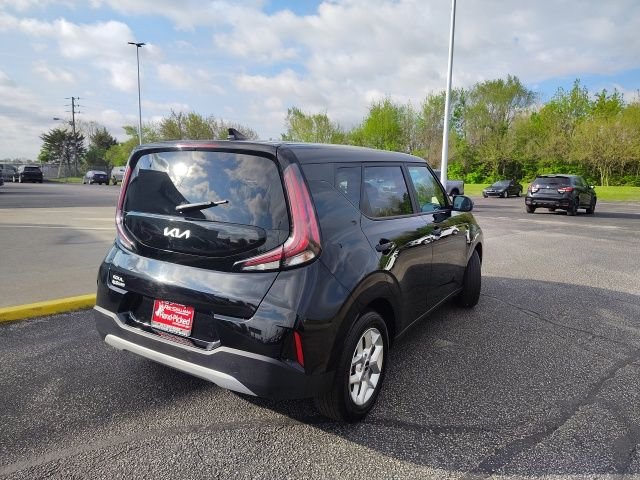 Used 2025 Black Kia LX image 7