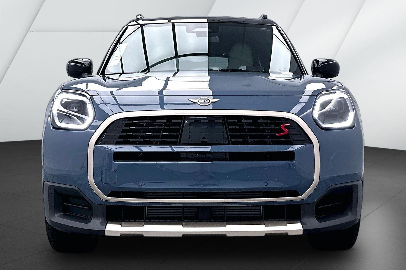 New 2027 Slate Blue Metallic MINI S image 2