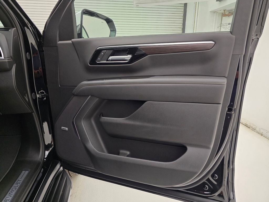 2026 Chevrolet Tahoe Premier - Photo 54