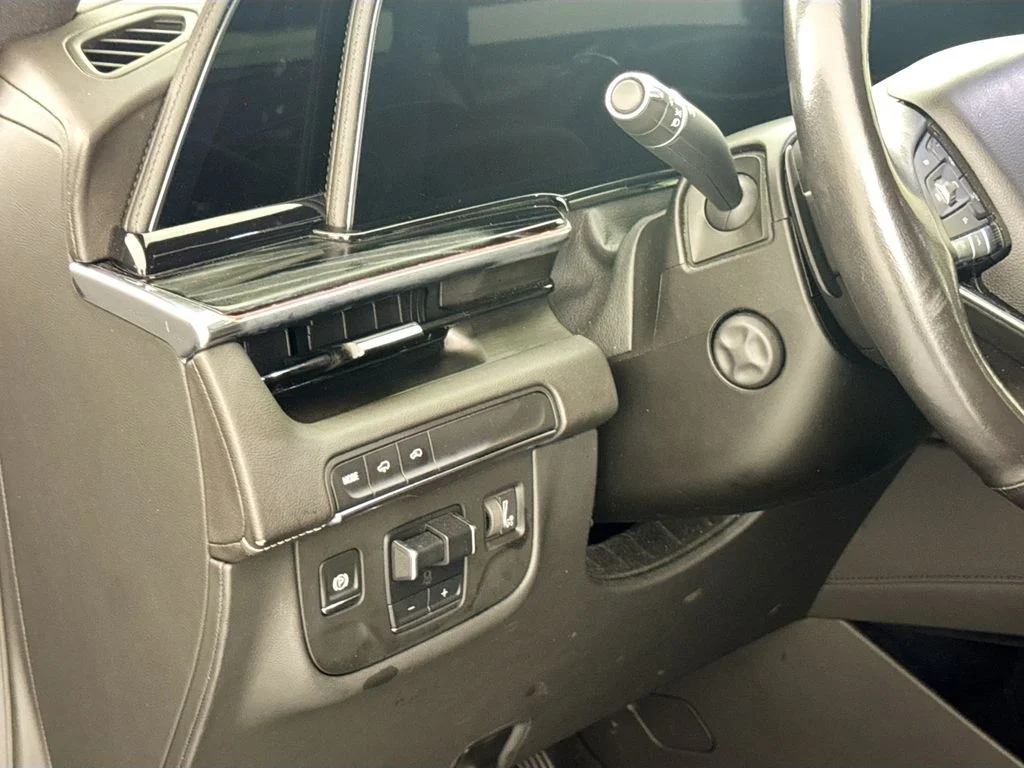 Used 2023 Black Cadillac Sport image 10