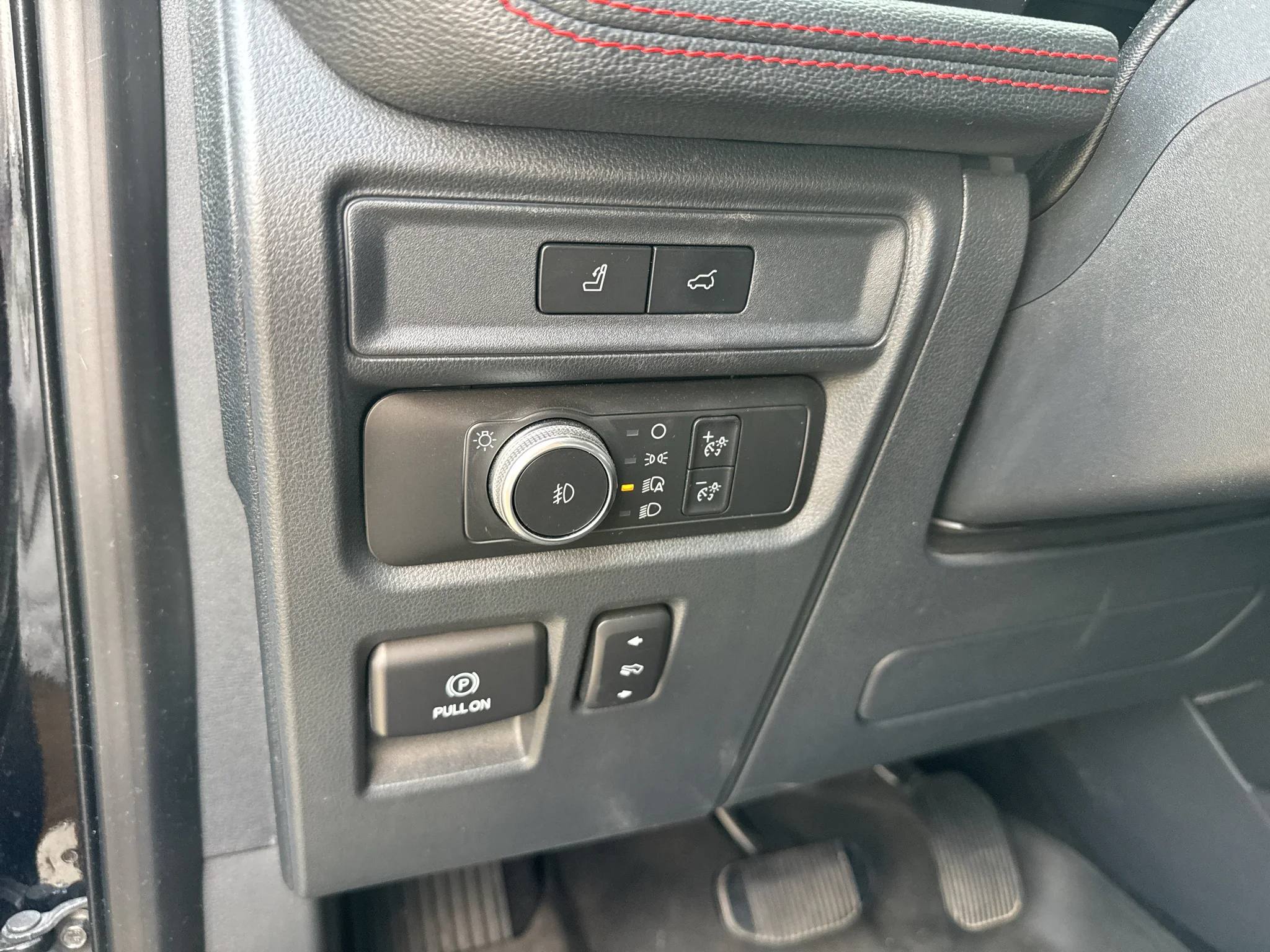Used 2022 Agate Black Metallic Ford Limited image 15