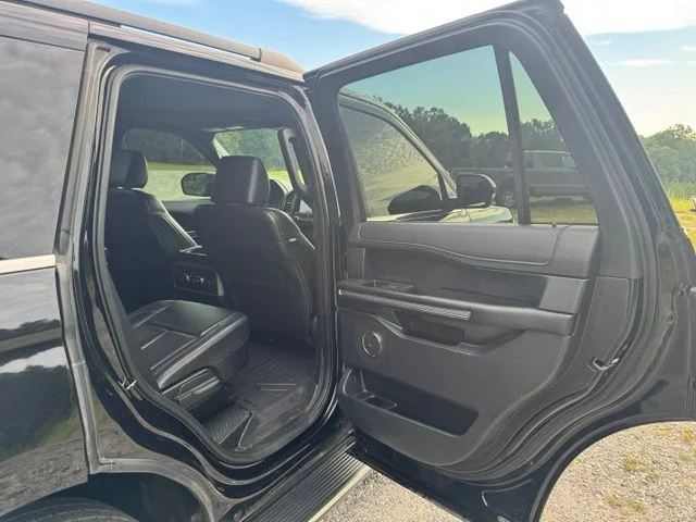 Used 2021 Black Ford XLT image 15