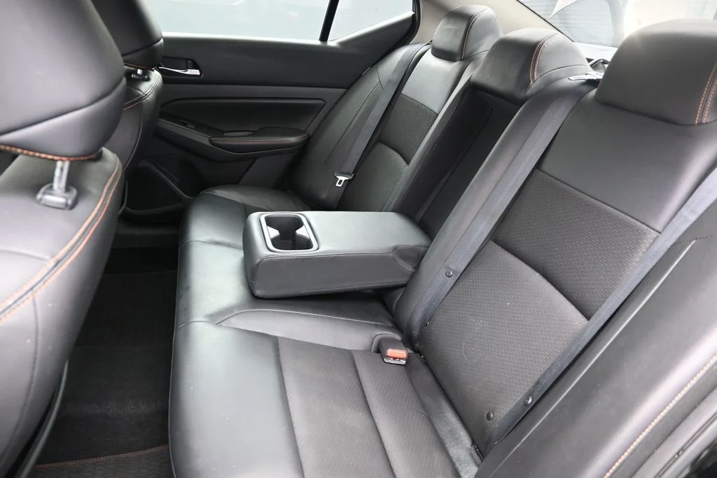 Used 2021 Black Nissan 2.5 SR image 18