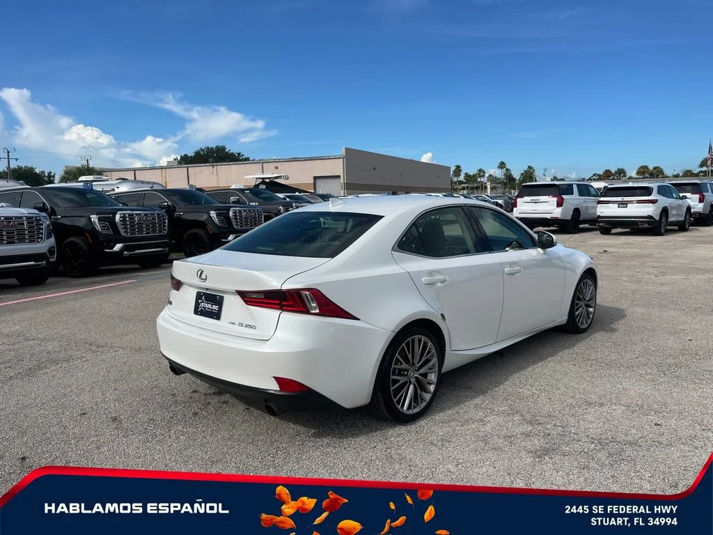 Used 2015 White Lexus 4dr Sport Sdn AWD image 7