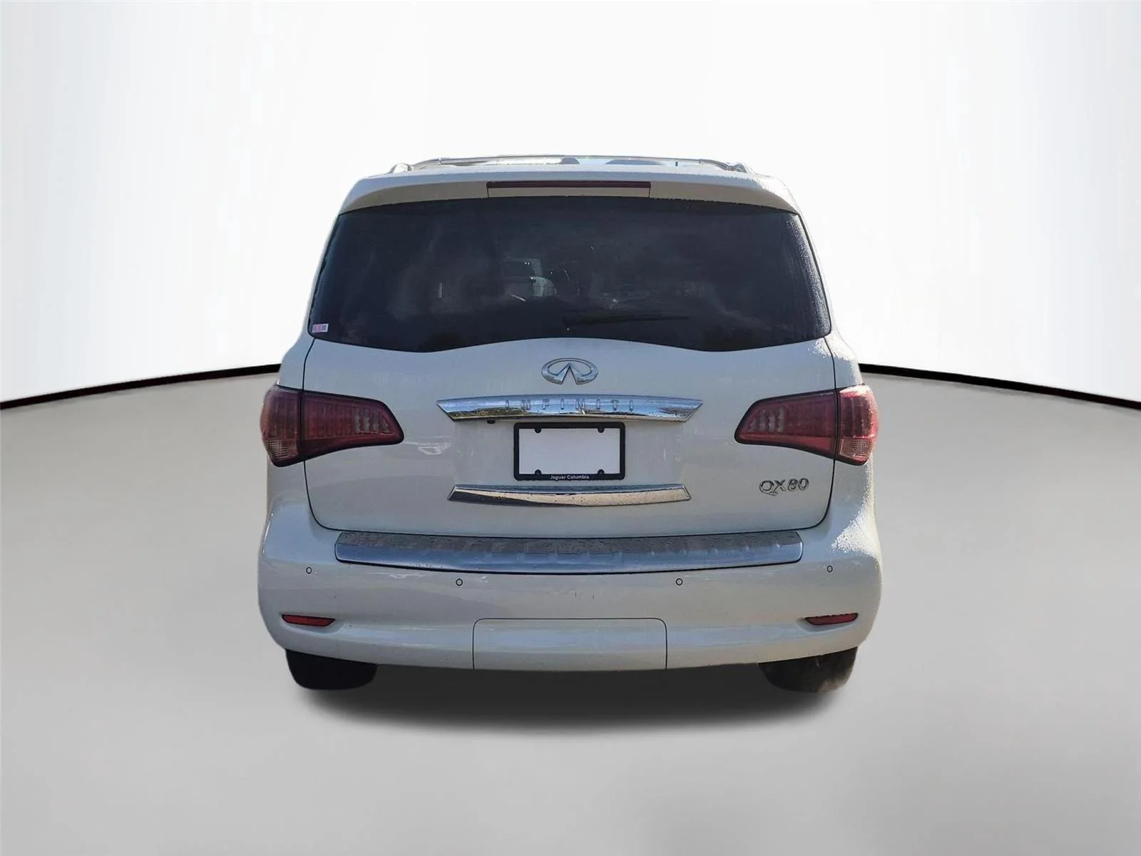 Used 2017 Majestic White INFINITI  image 4