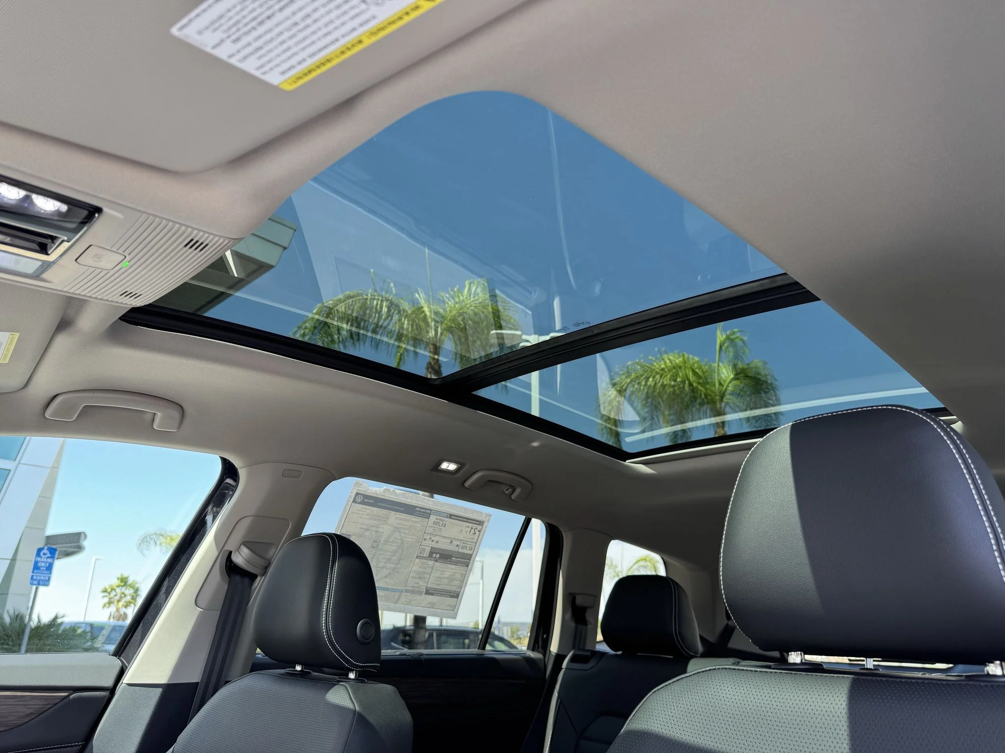 New 2026 Deep Black Pearl Volkswagen 2.0T SEL image 28