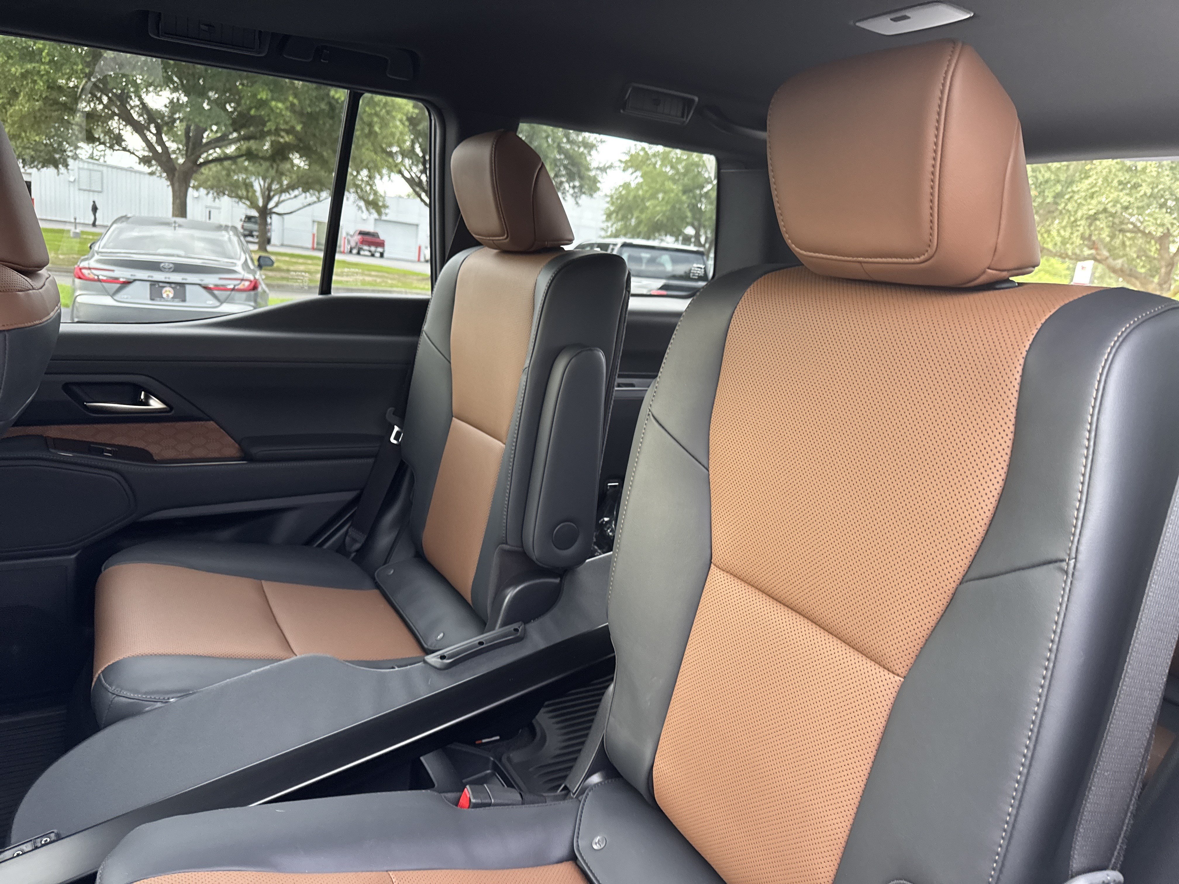 2026 Lexus GX Premium - Photo 25
