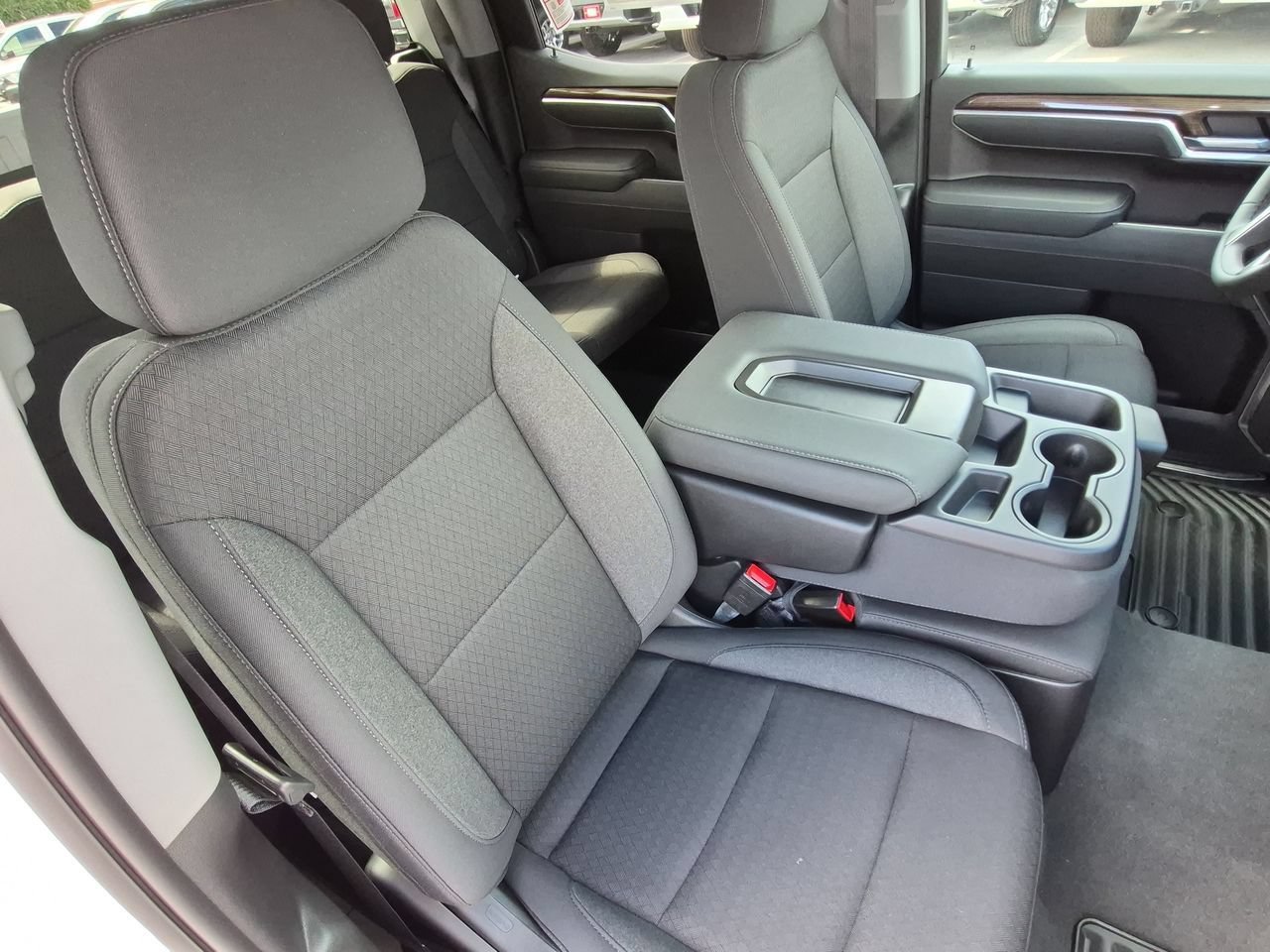 2026 Chevrolet Silverado 1500 LT - Photo 27