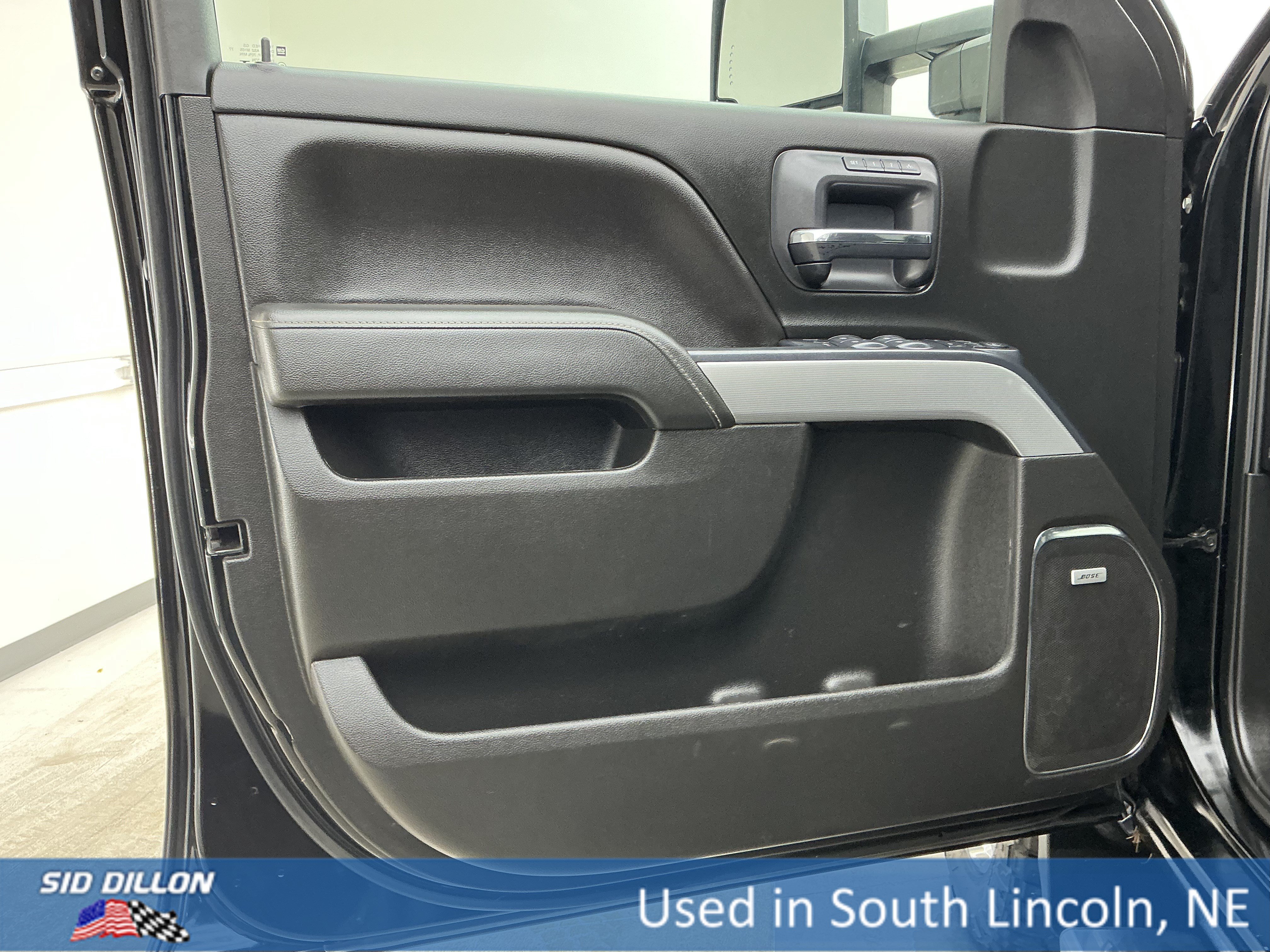 Used 2019 BLACK Chevrolet LTZ image 15