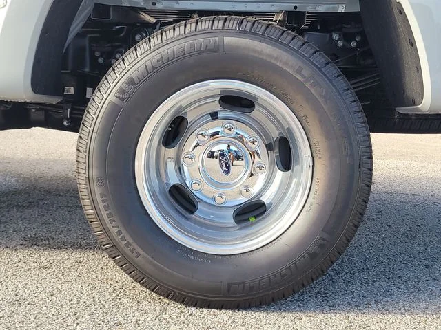 New 2026 Avalanche Ford Platinum image 8
