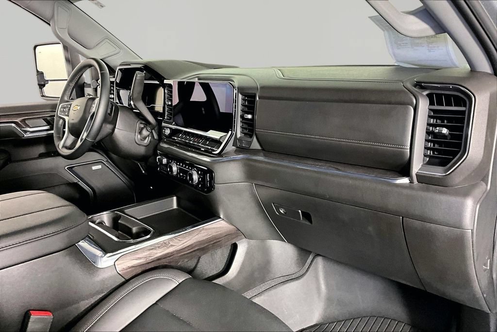 2024 Chevrolet Silverado 2500HD LTZ - Photo 25