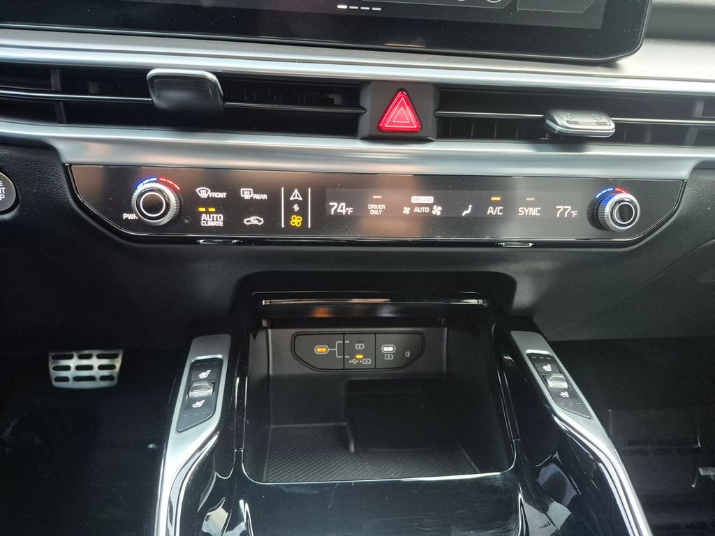 Used 2025 Blue Kia SX Prestige image 24