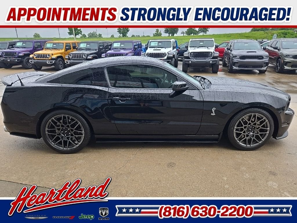 Used 2013 Black Ford Shelby GT500 image 13