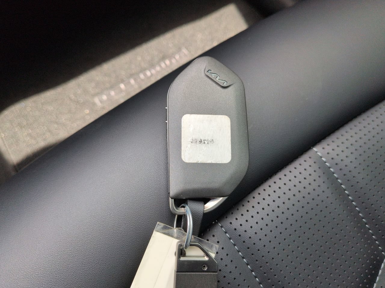 New 2027 Glacial White Pearl Kia X-Line SX-Prestige image 37