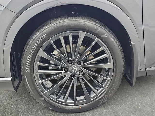 New 2026 Cloudburst Gray Lexus PREMIUM image 38