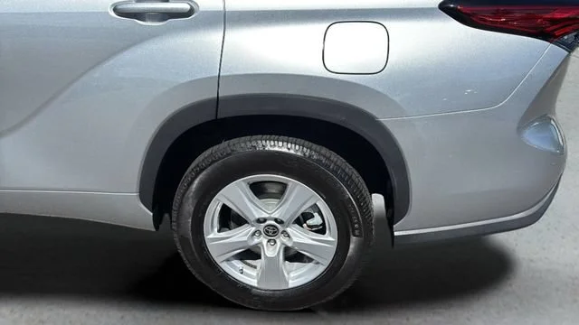 Used 2023 Silver Toyota LE image 36