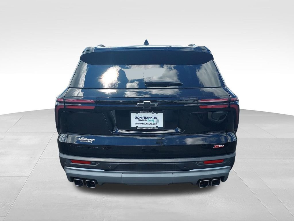Used 2025 Black Chevrolet Z71 image 4