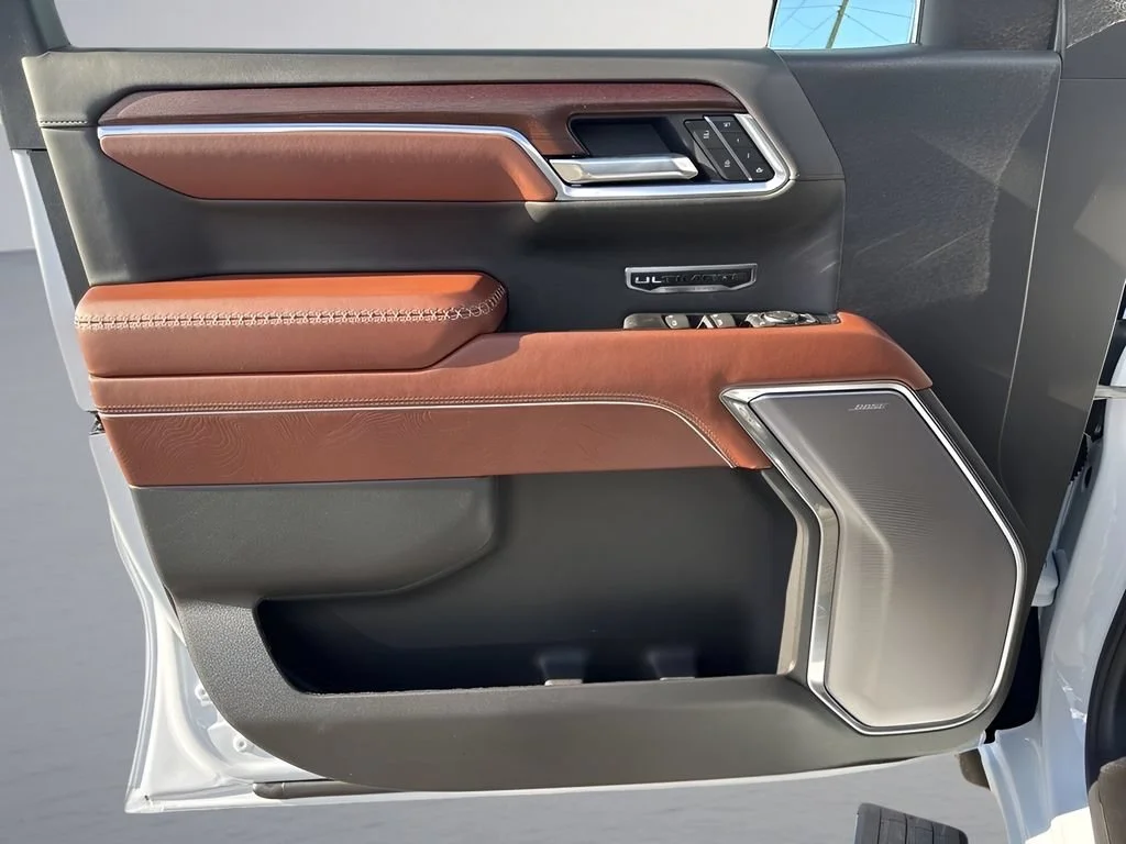 New 2026 Glacier White Tricoat GMC Denali Ultimate image 30