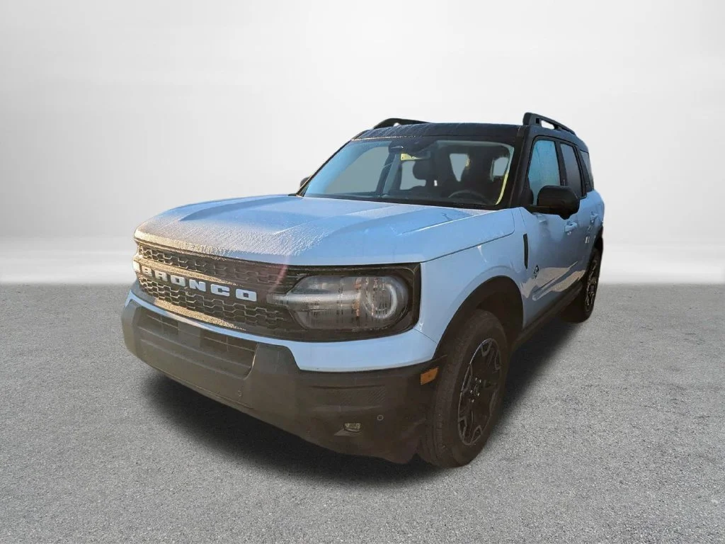 New 2026 Space White Metallic Ford Outer Banks® image 6