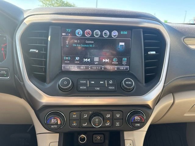 Used 2018 Silver GMC Denali image 17
