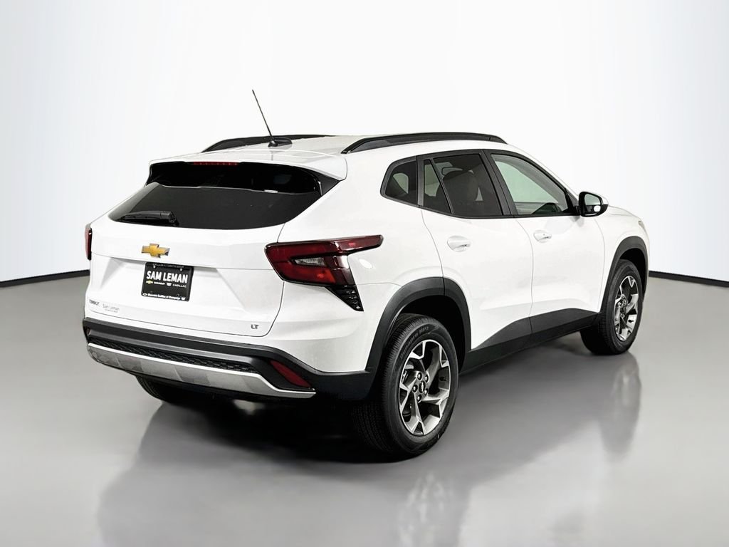 New 2026 Summit White Chevrolet LT image 7