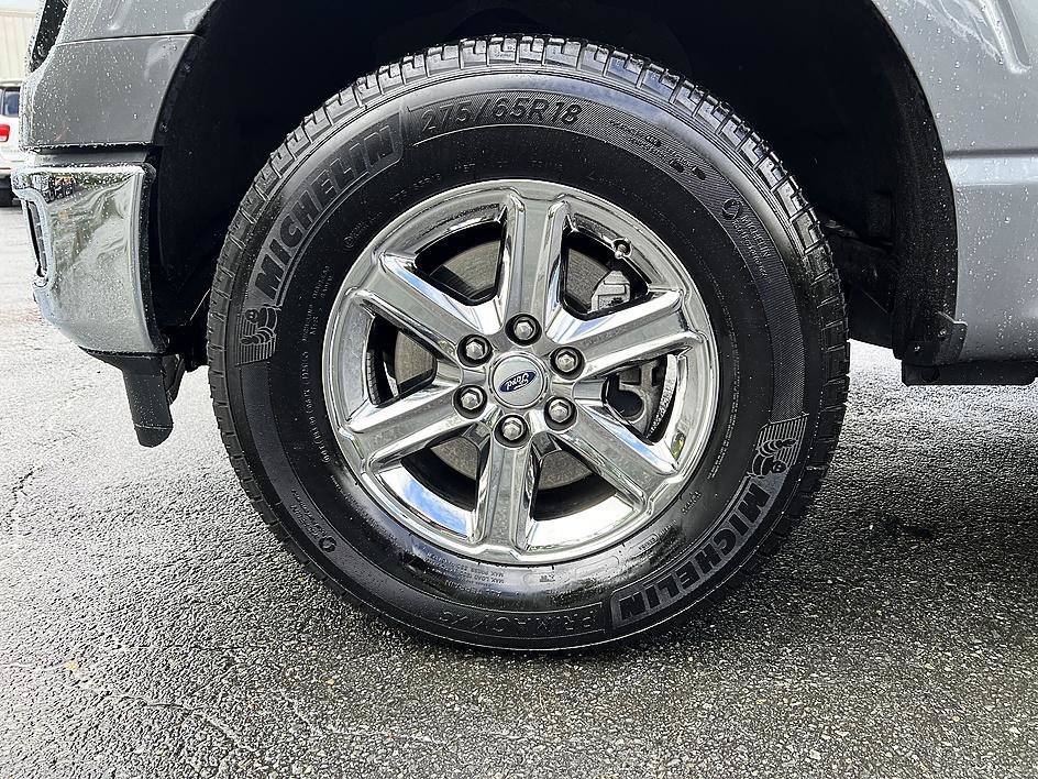 Used 2024 Gray Metallic Ford XLT image 8
