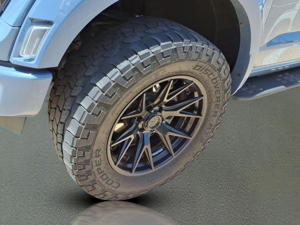 Used 2023 Azure Gray Metallic Ford Raptor image 30