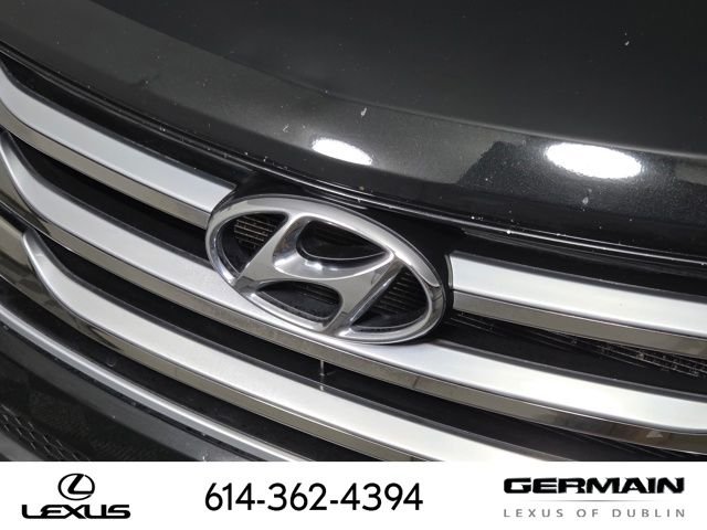 Used 2015 Black Hyundai Base image 12