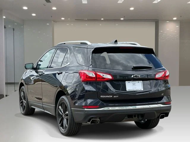 Used 2020 Blue Chevrolet LT image 3