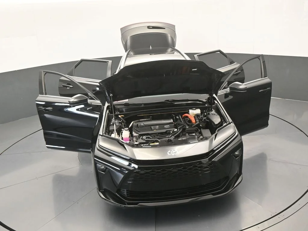 Used 2025 Black Toyota XLE image 78