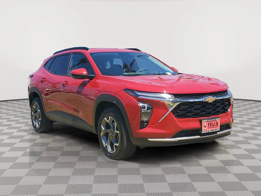 Used 2026 Apex Red Chevrolet LT image 3