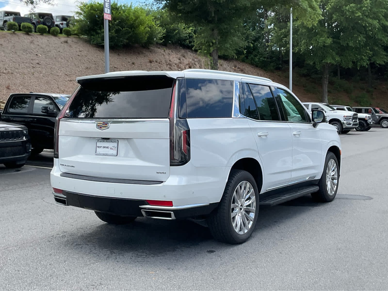 Used 2023 Crystal White Tricoat Cadillac 4WD Premium Luxury image 5