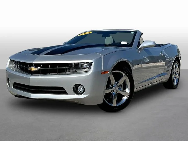 Used 2013 Silver Chevrolet 1LT image 3