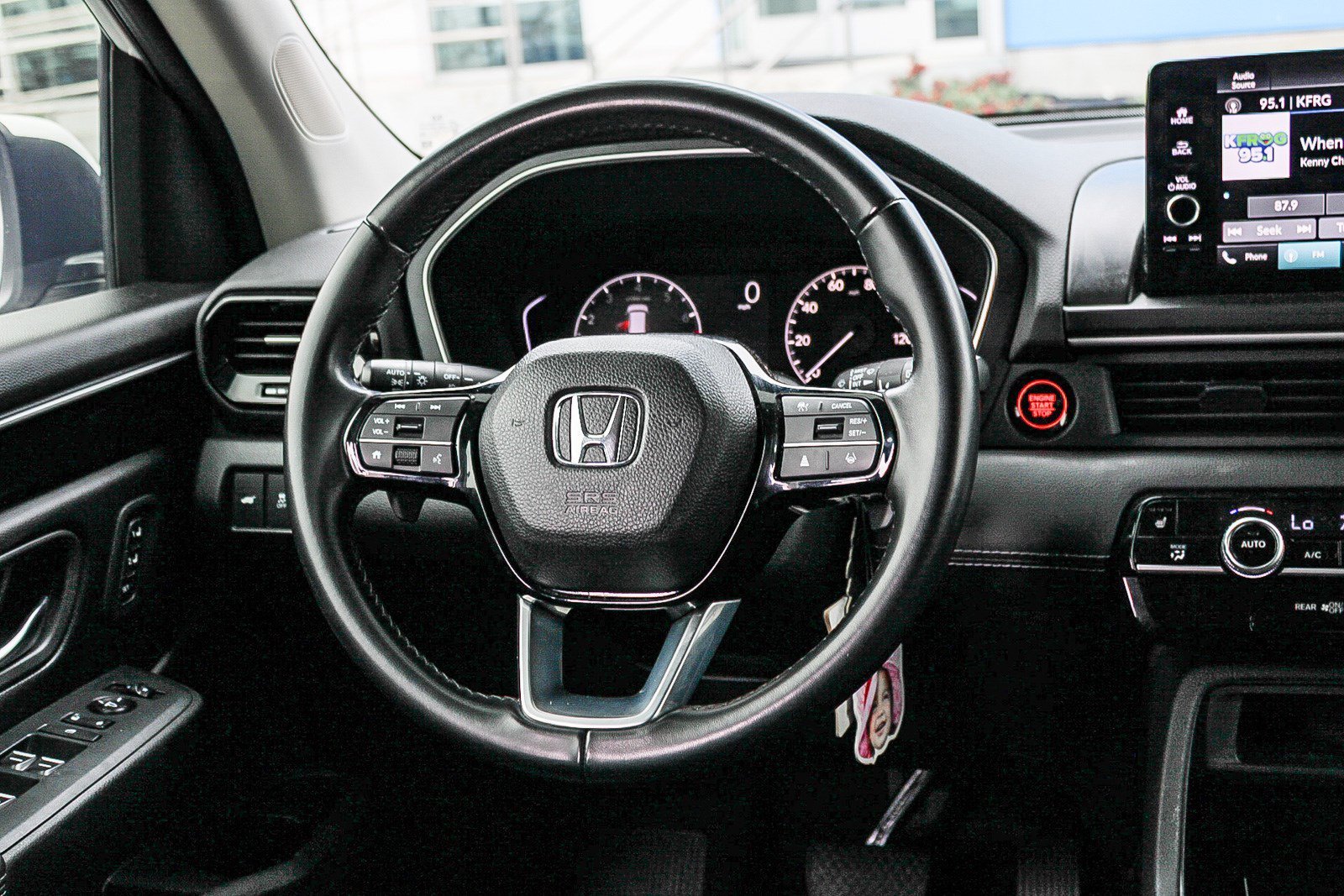 Certified Used 2023 Platinum White Pearl Honda 2WD EX-L image 16